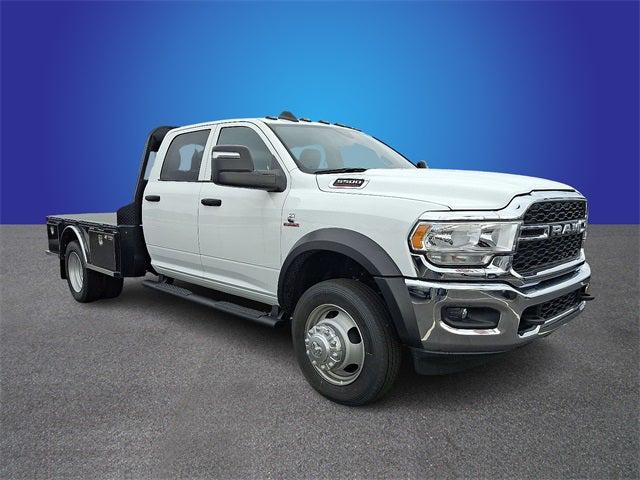 2024 RAM Ram 5500 Chassis Cab RAM 5500 TRADESMAN CHASSIS CREW CAB 4X4 60 CA 2024 RAM Ram 5500 Chassis Cab RAM 5500 TRADESMAN CHASSIS CREW CAB 4X4 60 CA