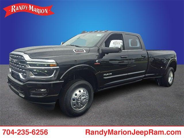 2025 RAM Ram 3500 RAM 3500 LIMITED CREW CAB 4X4 8 BOX