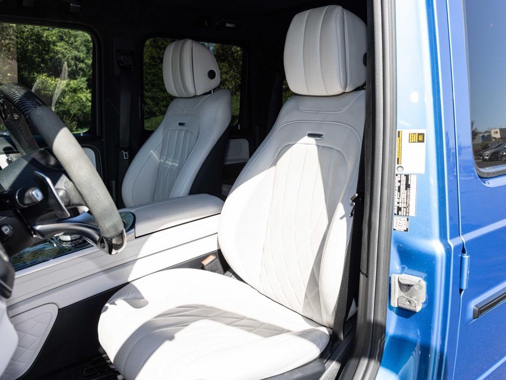 2022 Mercedes Benz G AMG 63 photo 3
