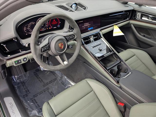2026 Porsche Panamera 4