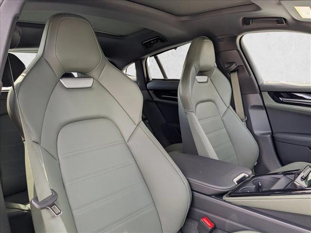 2026 Porsche Panamera 4
