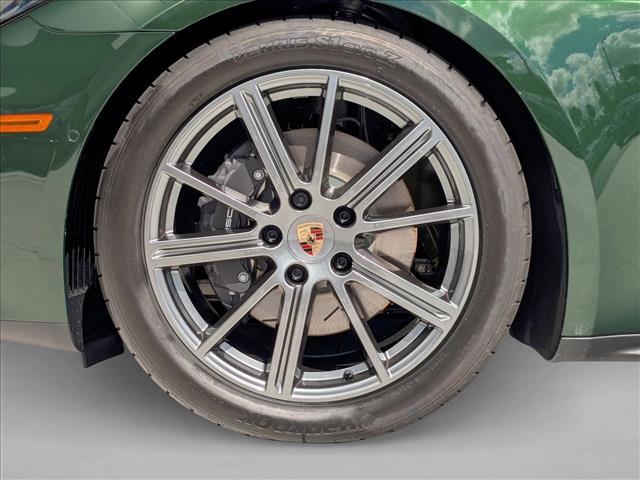 2026 Porsche Panamera 4