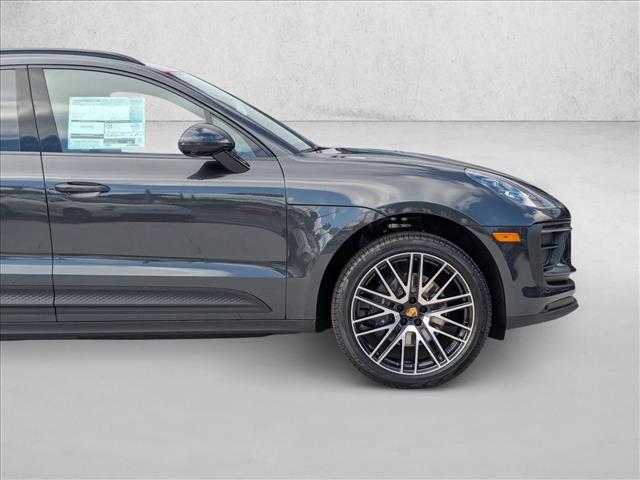 2026 Porsche Macan AWD