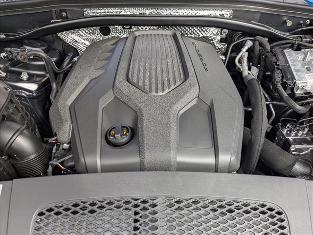 2026 Porsche Macan AWD
