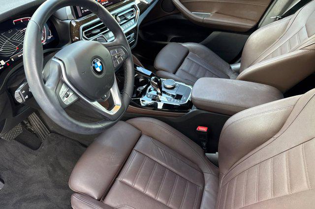 2023 BMW X4 xDrive30i