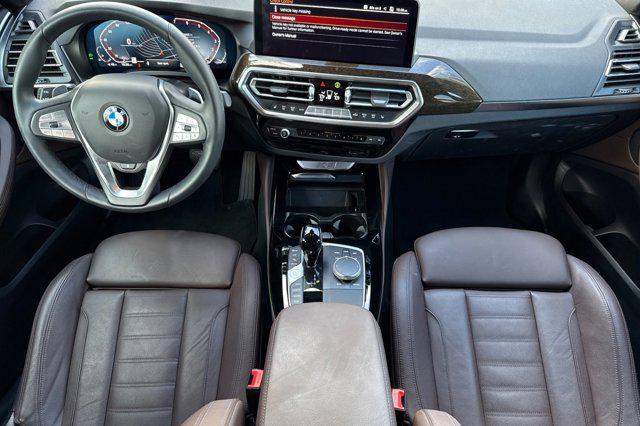2023 BMW X4 xDrive30i