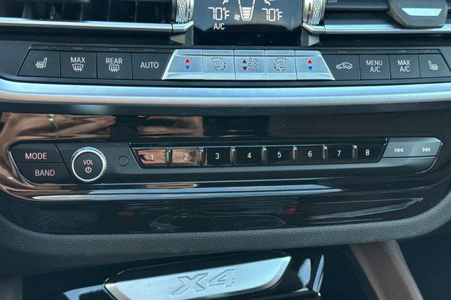 2023 BMW X4 xDrive30i