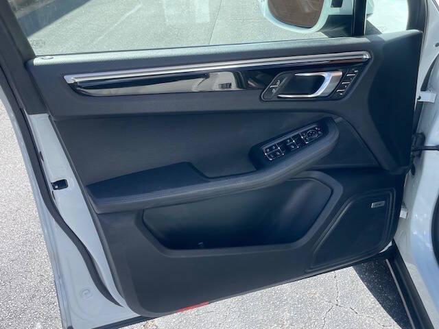 2021 Porsche Macan Base AWD 4dr SUV