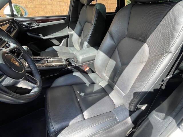 2021 Porsche Macan Base AWD 4dr SUV