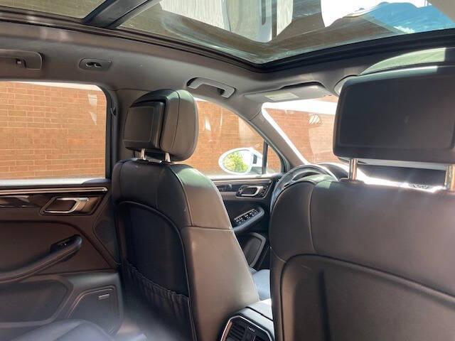 2021 Porsche Macan Base AWD 4dr SUV