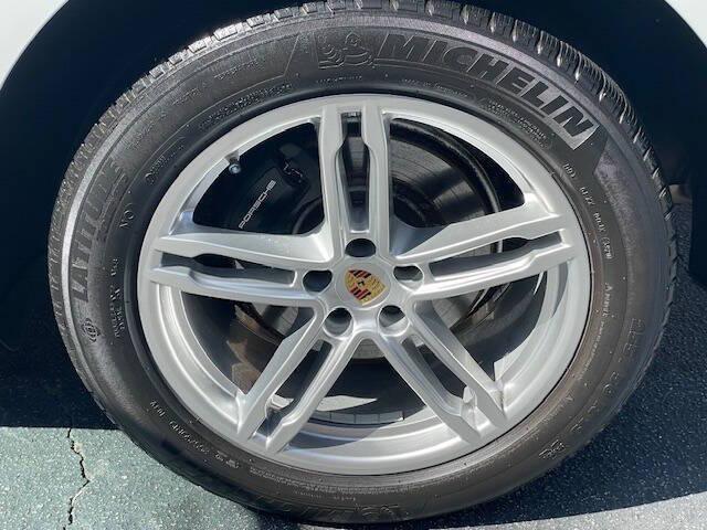 2021 Porsche Macan Base AWD 4dr SUV