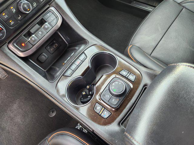 2022 GMC Acadia AWD AT4