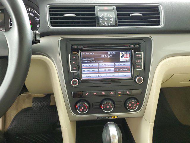2015 Volkswagen Passat 1.8T Limited Edition