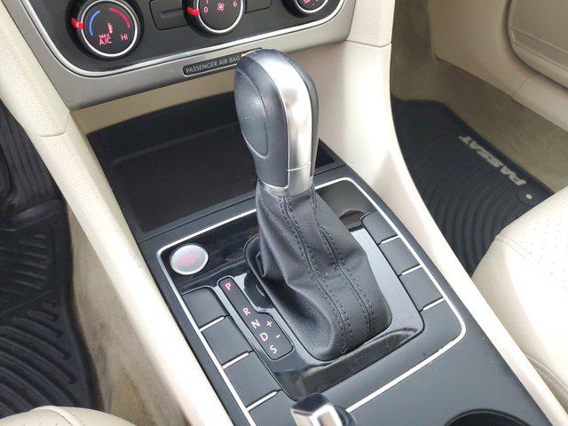 2015 Volkswagen Passat 1.8T Limited Edition