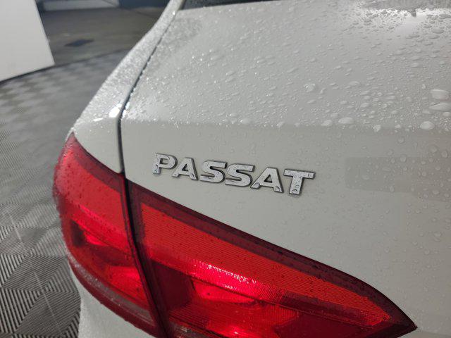 2015 Volkswagen Passat 1.8T Limited Edition