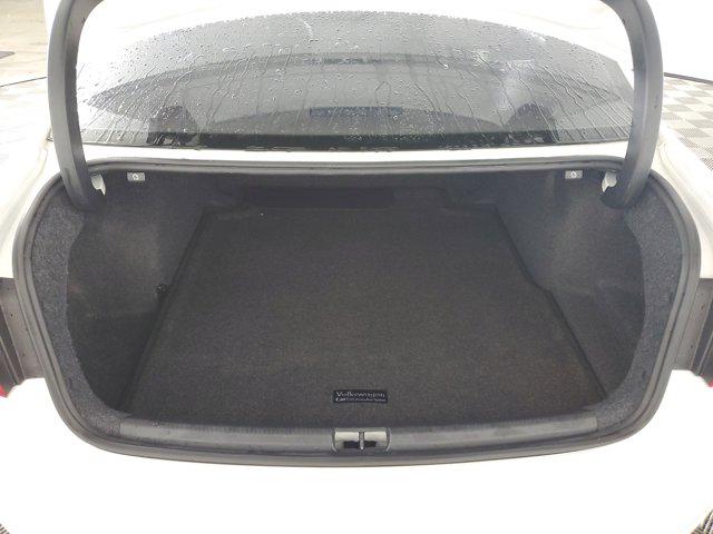 2015 Volkswagen Passat 1.8T Limited Edition
