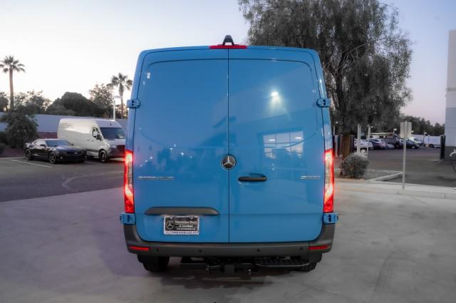2026 Mercedes-Benz Sprinter Crew Van Standard Roof 4-Cyl Diesel