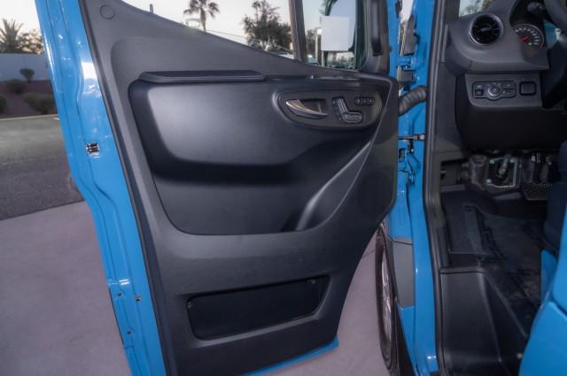 2026 Mercedes-Benz Sprinter Crew Van Standard Roof 4-Cyl Diesel