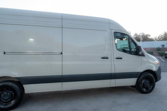 2026 Mercedes-Benz Sprinter Crew Van High Roof 4-Cyl Diesel HO
