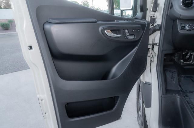 2026 Mercedes-Benz Sprinter Crew Van High Roof 4-Cyl Diesel HO