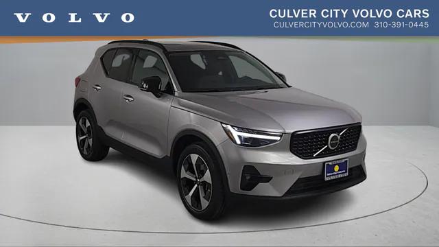 2026 Volvo XC40 Plus, B5 AWD Gas (mild hybrid), Dark for sale in Culver City, CA