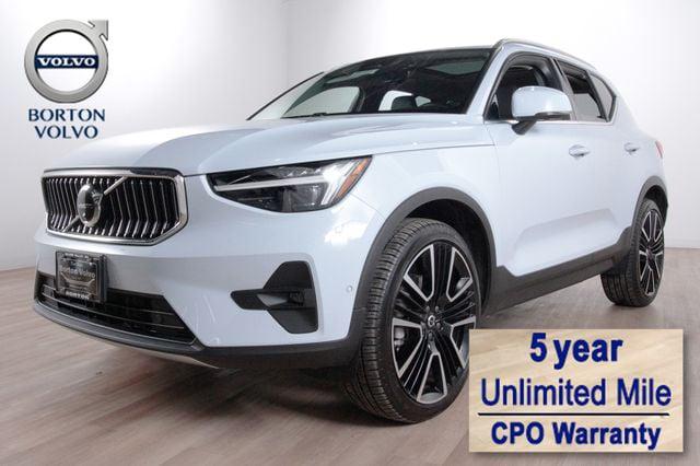 2025 Volvo XC40 B5 Ultra Bright Theme for sale in Golden Valley, MN