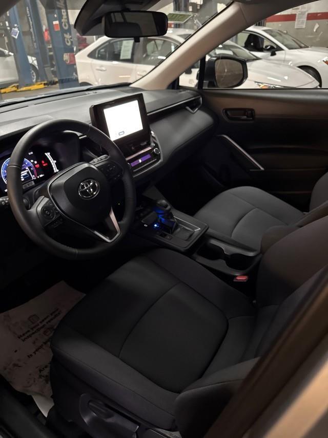 2026 Toyota Corolla Cross LE [5]
