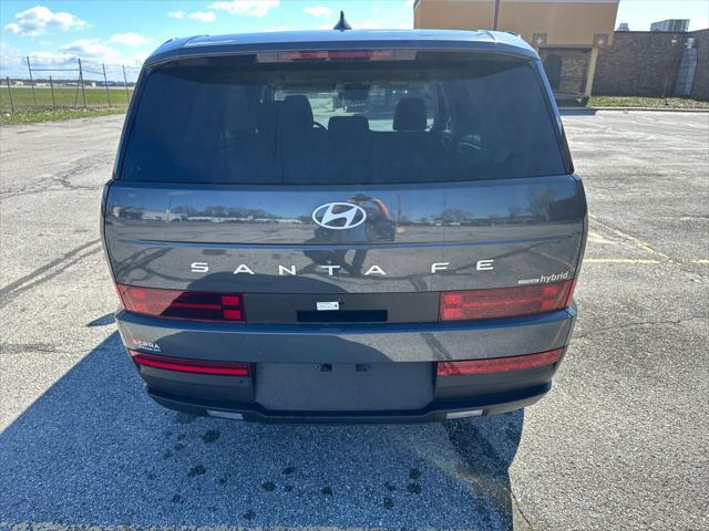 2026 Hyundai Santa Fe Hybrid SE