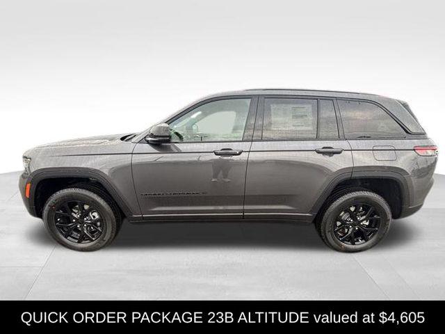 2025 Jeep Grand Cherokee GRAND CHEROKEE ALTITUDE 4X2