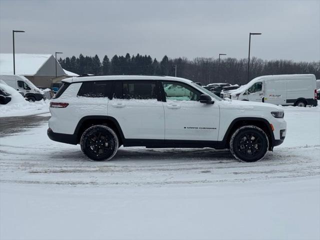 2025 Jeep Grand Cherokee GRAND CHEROKEE L ALTITUDE X 4X4