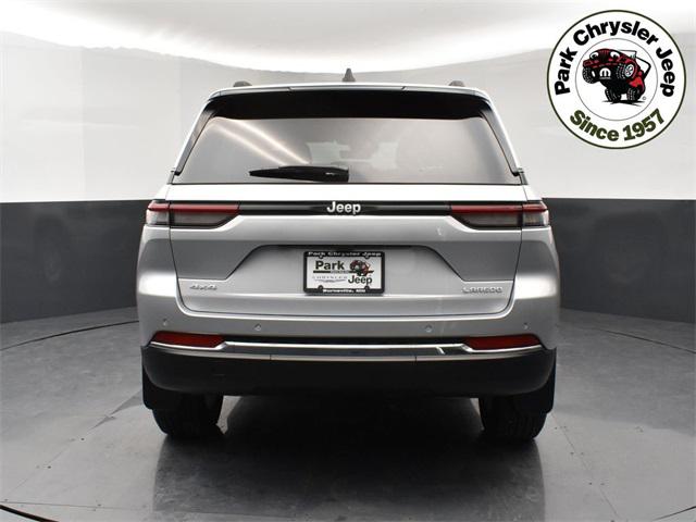 2025 Jeep Grand Cherokee GRAND CHEROKEE LAREDO X 4X4