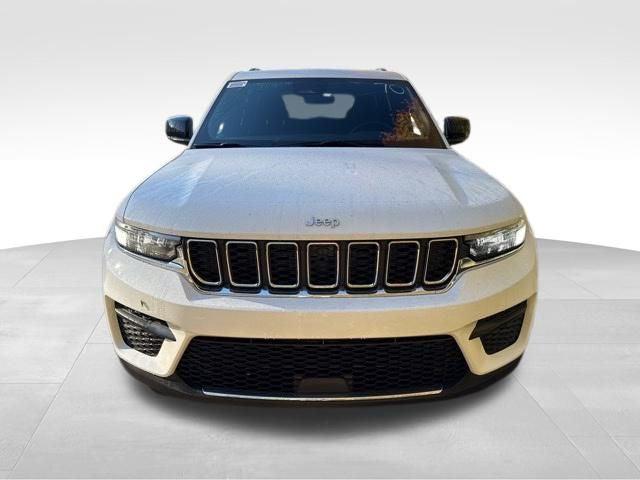 2025 Jeep Grand Cherokee GRAND CHEROKEE LAREDO X 4X4 2025 Jeep Grand Cherokee GRAND CHEROKEE LAREDO X 4X4