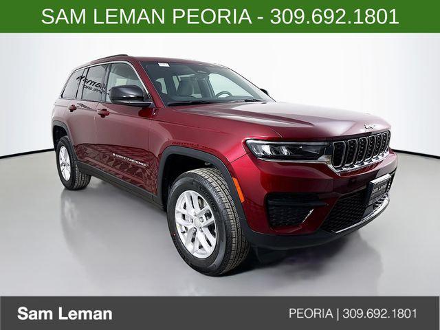 2025 Jeep Grand Cherokee GRAND CHEROKEE LAREDO X 4X4