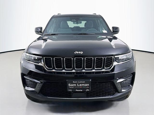 2025 Jeep Grand Cherokee GRAND CHEROKEE LAREDO X 4X4 2025 Jeep Grand Cherokee GRAND CHEROKEE LAREDO X 4X4