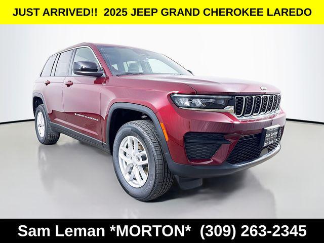 2025 Jeep Grand Cherokee GRAND CHEROKEE LAREDO X 4X4 2025 Jeep Grand Cherokee GRAND CHEROKEE LAREDO X 4X4