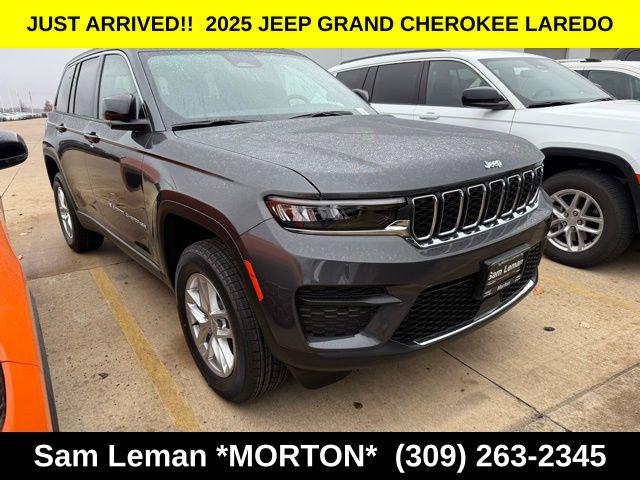 2025 Jeep Grand Cherokee GRAND CHEROKEE LAREDO X 4X4 2025 Jeep Grand Cherokee GRAND CHEROKEE LAREDO X 4X4