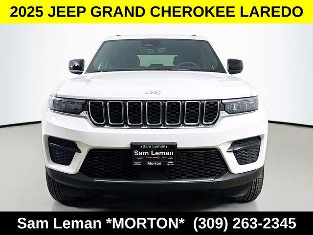2025 Jeep Grand Cherokee GRAND CHEROKEE LAREDO X 4X4