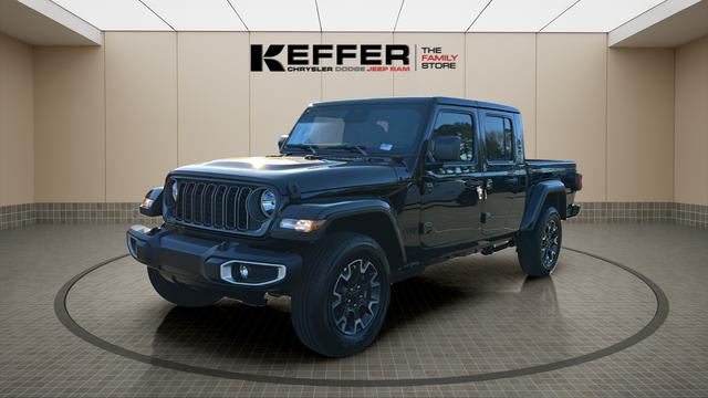 2026 Jeep Gladiator GLADIATOR SAHARA 4X4