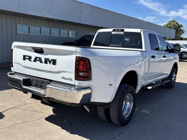 2026 RAM Ram 3500 RAM 3500 TRADESMAN CREW CAB 4X4 8 BOX