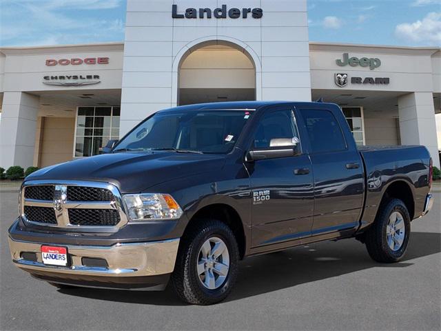 2023 RAM 1500 Classic SLT Crew Cab 4x4 57 Box 2023 RAM 1500 Classic SLT Crew Cab 4x4 57 Box