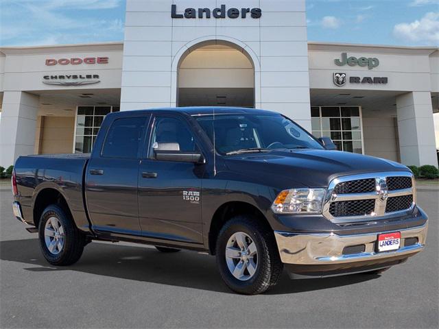 2023 RAM 1500 Classic SLT Crew Cab 4x4 57 Box 2023 RAM 1500 Classic SLT Crew Cab 4x4 57 Box