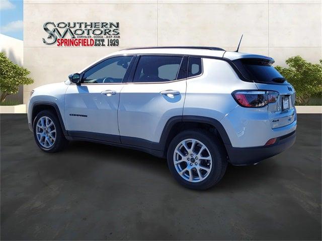 2025 Jeep Compass Latitude 4x4 2025 Jeep Compass Latitude 4x4