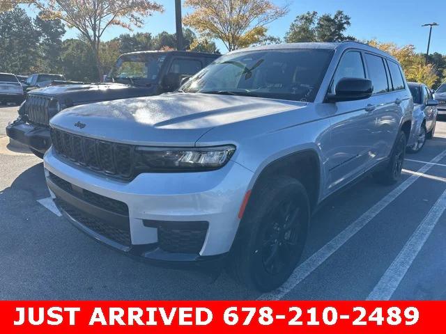 2024 Jeep Grand Cherokee L Altitude 4x4