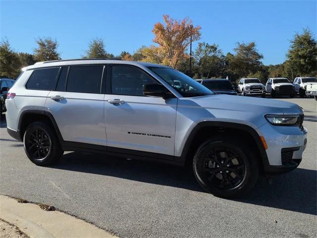 2024 Jeep Grand Cherokee L Altitude 4x4 2024 Jeep Grand Cherokee L Altitude 4x4