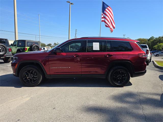 2023 Jeep Grand Cherokee L Laredo 4x2 2023 Jeep Grand Cherokee L Laredo 4x2