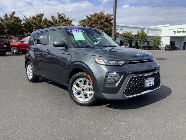 2022 Kia Soul LX 2022 Kia Soul LX