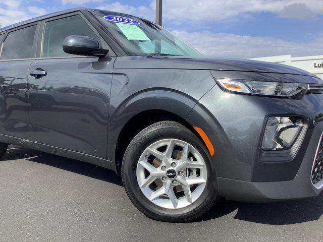 2022 Kia Soul LX 2022 Kia Soul LX