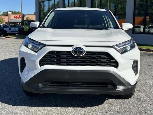 2024 Toyota RAV4 XLE