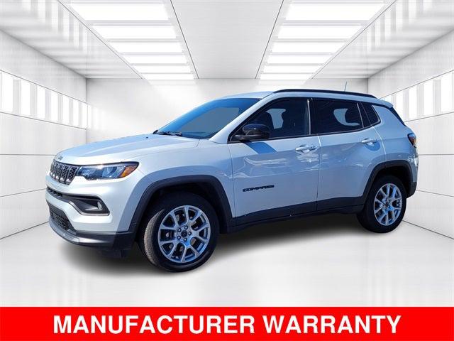 2025 Jeep Compass Latitude 4x4 2025 Jeep Compass Latitude 4x4