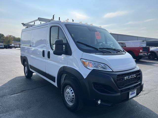 2025 RAM ProMaster 2500 Cargo Van Tradesman Low Roof 136 WB w/Pass Seat